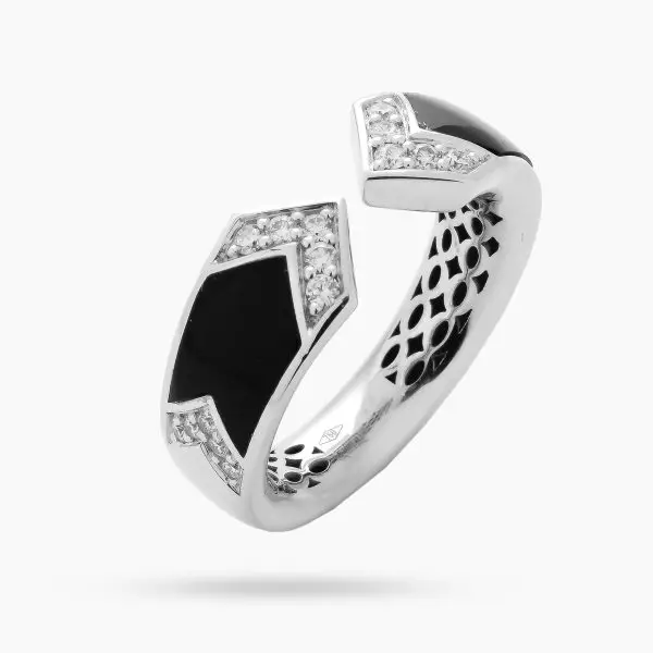 V-Shaped Bangle Ring in White Gold, Black Onyx and Diamonds