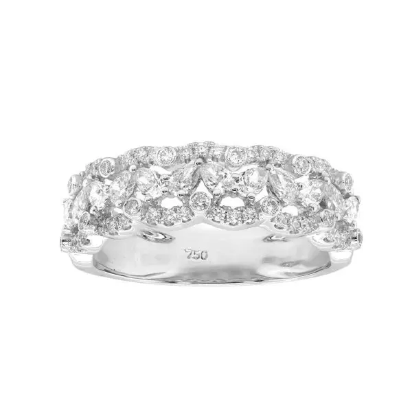 Ring in White Gold with Round and Pear shaped Diamonds