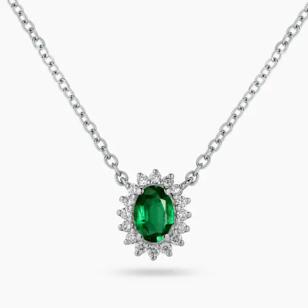 Solitaire Oval Shape Emerald Pendant