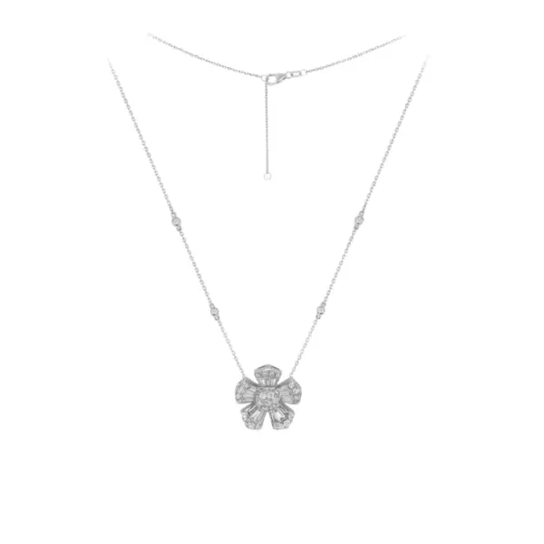5-Leaf Necklace in White Gold with Round and Baguette Shape Diamonds