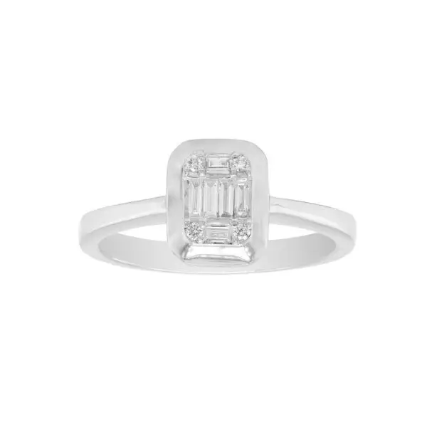 Ring in White Gold with Round and Baguette Shape Diamonds