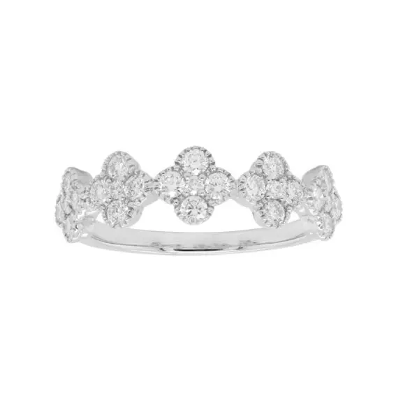4-Clover Ring in White Gold with Round Diamonds