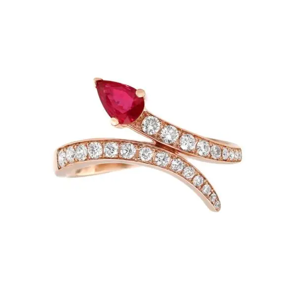 Contrarie Ring in Rose Gold with Round Diamonds and Red Ruby