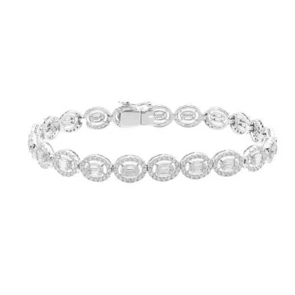 Bracelet in White Gold with Round and Baguette Shape Diamonds
