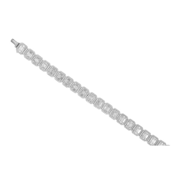 Bracelet in White Gold with Round and Baguette Shape Diamonds