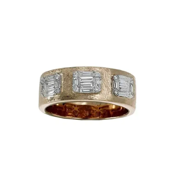Ring in Brushed Yellow Gold with Round and Baguette Shape Diamonds