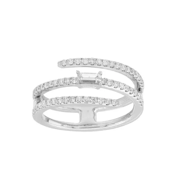 Ring in White Gold with Round and Baguette Shape Diamonds