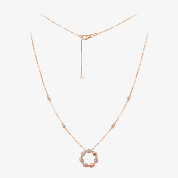 Round Pendant with Satin-finished Petals in Rose Gold and White Diamonds